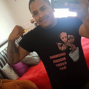 Meet your Posher, Carlos